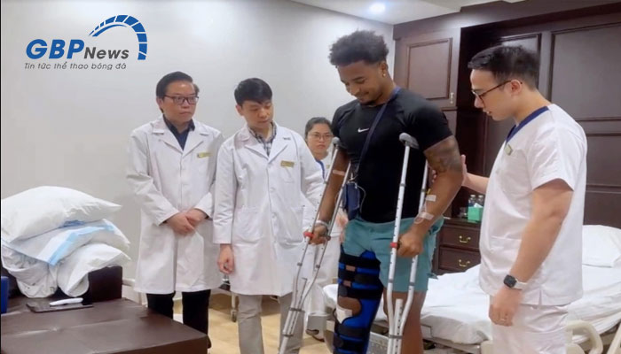 Xuân Son đang tích cực vật lý trị liệu hồi phục sau chấn thương