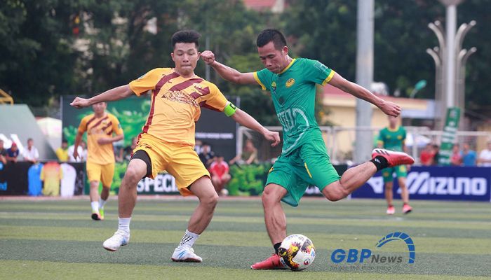 Bóng đá phủi là gì? Sức hấp dẫn của đá bóng phủi